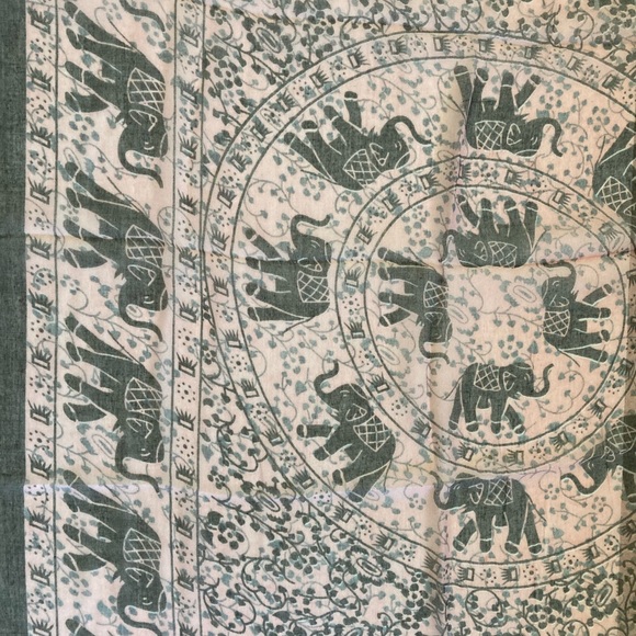 🛍 Indian Elephant Boho Print Long Scarf, Pink/Black - Picture 3 of 3